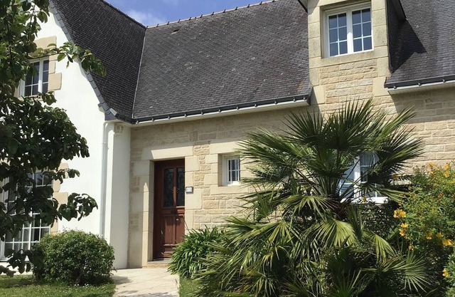 Studio in House in Saint Cado