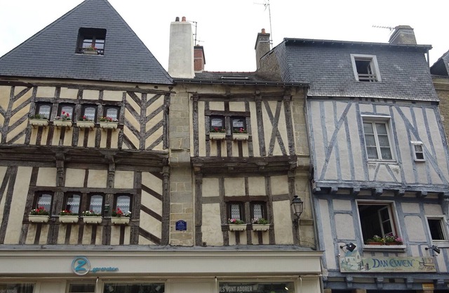 studio in the heart of the historic center of valves