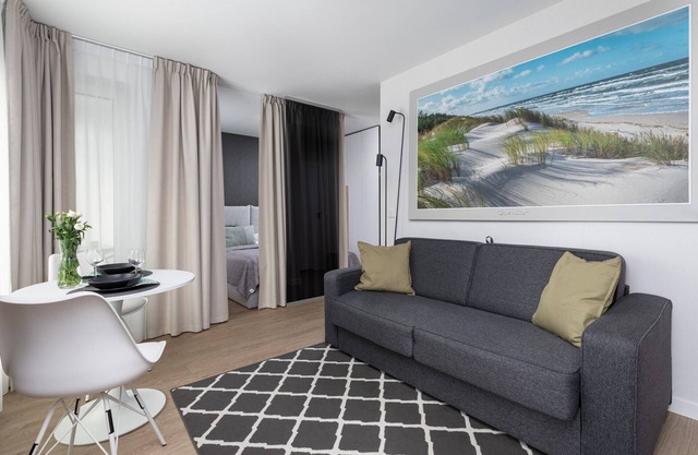 Studio Kołobrzeg Młyńska by Renters