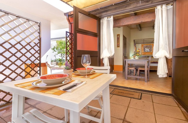 Estudio 'Lo Scrigno' con jardín privado, Wi-Fi y aire acondicionado