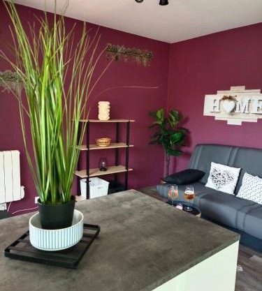 Studio lumineux à 300 m de la plage et commerces