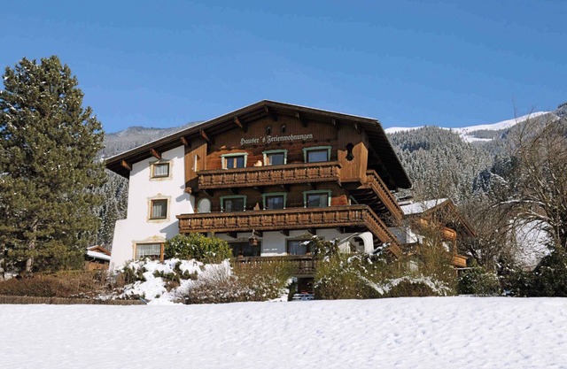 Studio mit Balkon