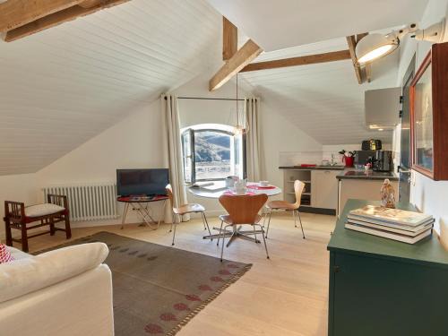 Studio moderne avec vue mer et port à Sauzon, 2* - FR-1-418-190