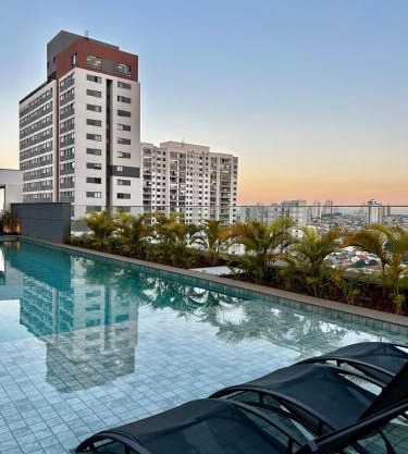 Studio moderno ao lado do Metrô Alto do Ipiranga com piscina e academia