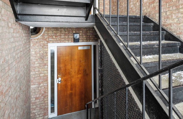 Studio Near High St and Campus