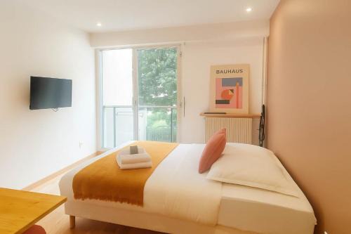 Studio neuf metro Buttes chaumont - Paris 19 - 2P