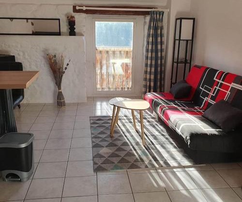 STUDIO NID COSY avec piscine