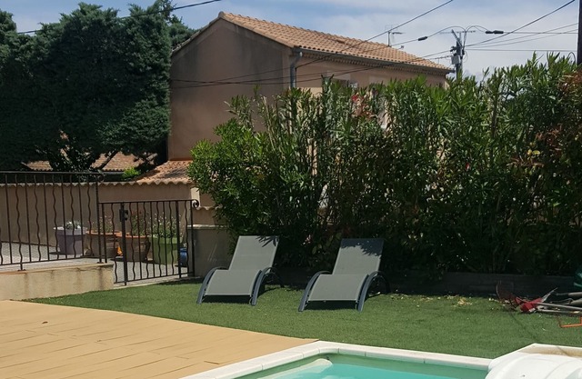 Estudio de 30m2 con piscina.