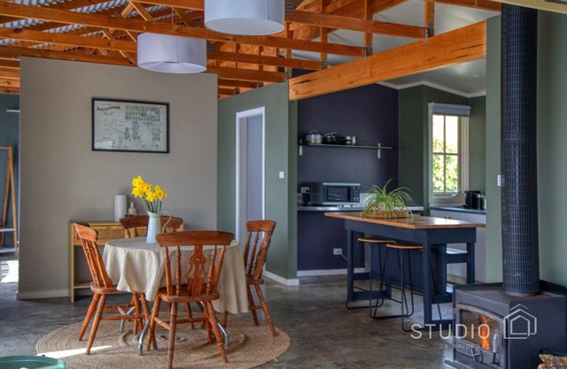 Studio on Bridport, Daylesford