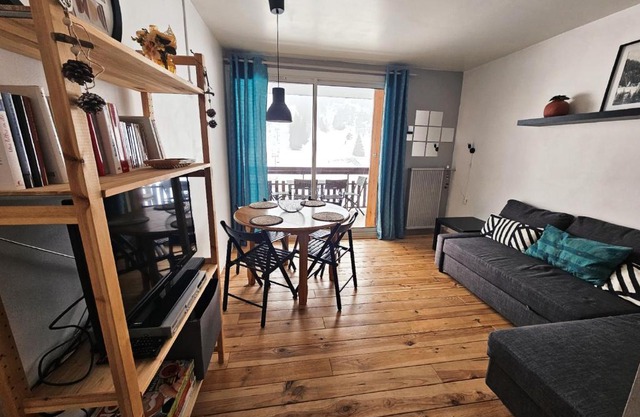 Studio sud 5 personnes superdevoluy pied des pistes