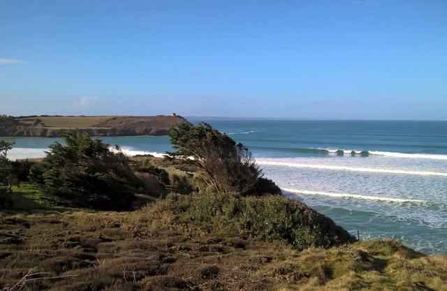 Estudio con vistas totales al mar