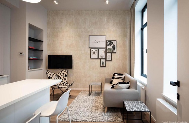 Studios fully equipped near Place Stephanie
