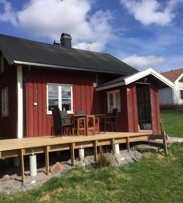 Stuga vid viltåker nära norska gränsen