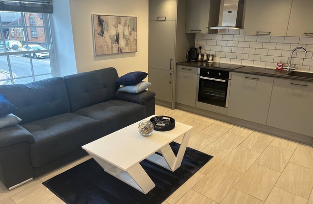 Stunning 1 Bedroom Apartment in Bicester Town