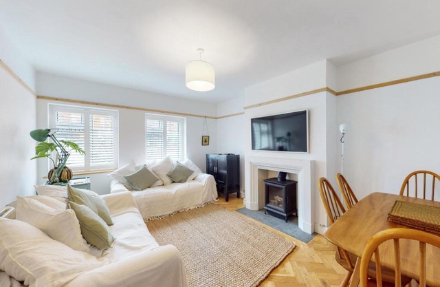 Stunning 2 bed flat in Richmond