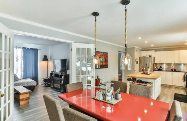 Stunning 2-bed House in Gatineau