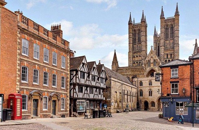 Stunning 2 Bedroom Static Caravan set in 60 acres