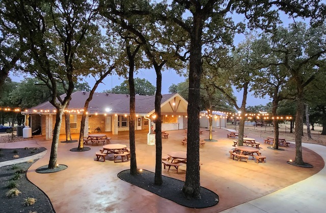 Stunning 20-Acre Private Ranch: House + Wedding /Event Venue