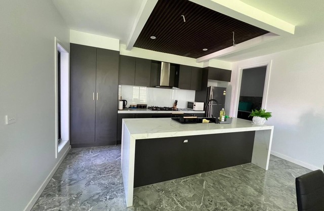 Stunning 4 Bedroom Townhouse with all you need for perfect stay .