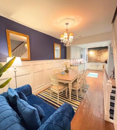 Stunning 5 bed Town House with Terrace in London