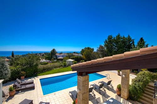 Stunning 5 Bed Villa Calantha with Fantastic Outside Space - Aphrodite Hills