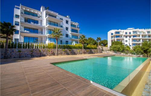 Stunning Apartment In Orihuela
