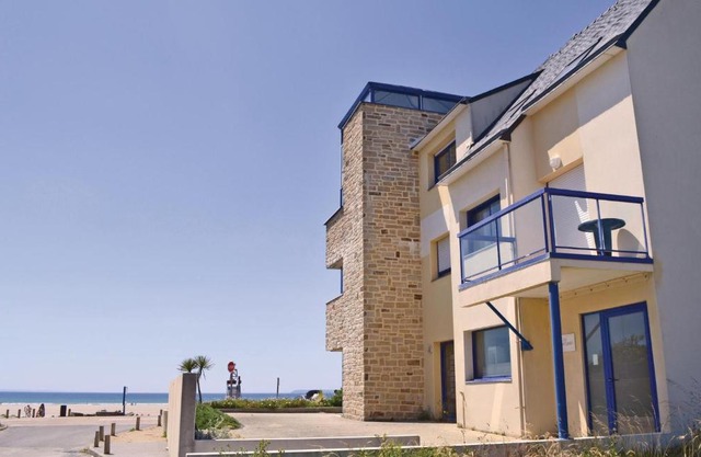 Stunning apartment in St, Nic with 1 Bedrooms