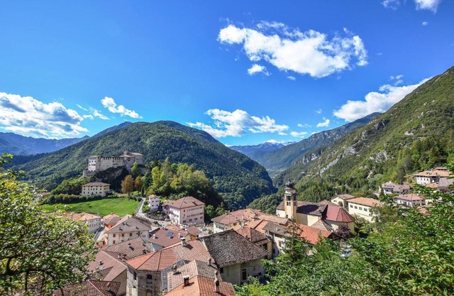 Stunning Apartment In Stenico With Wifi