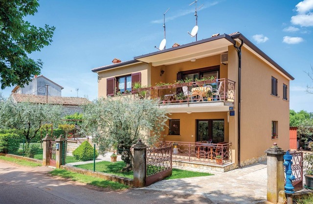 Impresionante apartamento en Umag con.