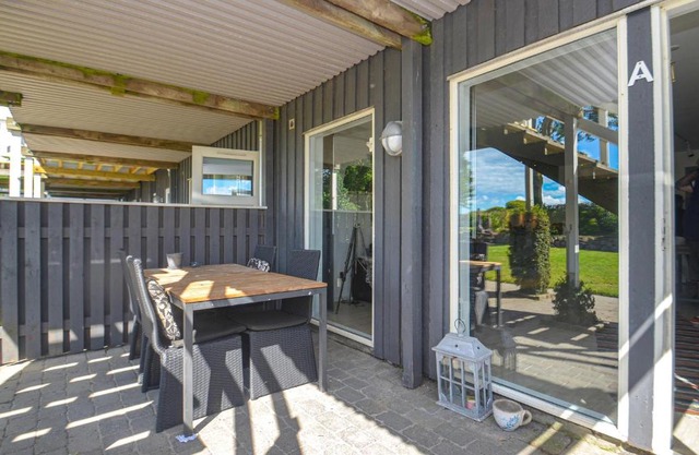 Stunning Apartment In Væggerløse With Wifi And 1 Bedrooms