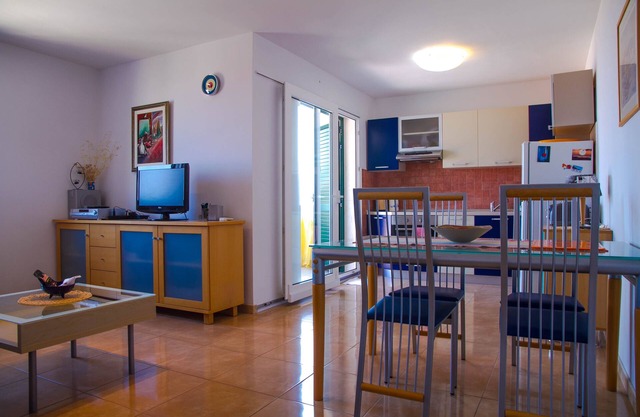 Impresionante apartamento con terraza mirando al reluciente Adriático