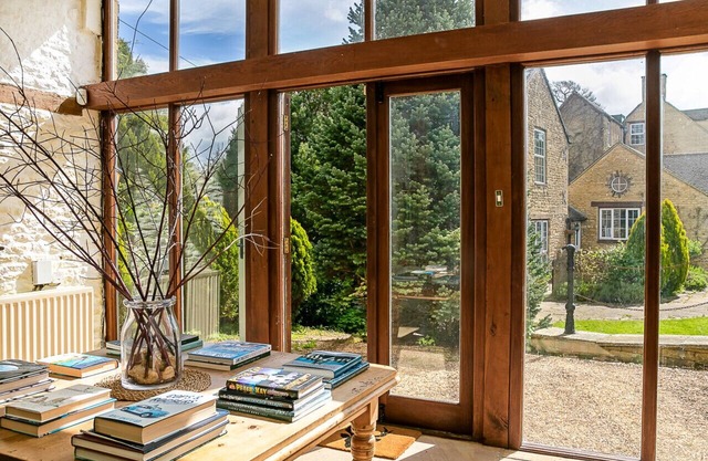 Stunning Barn Conversion - Peaceful Retreat!