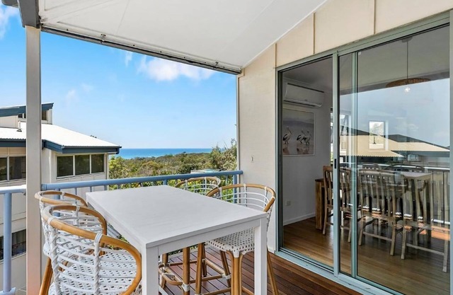 Stunning Beach Front Villa at Castaway Cove