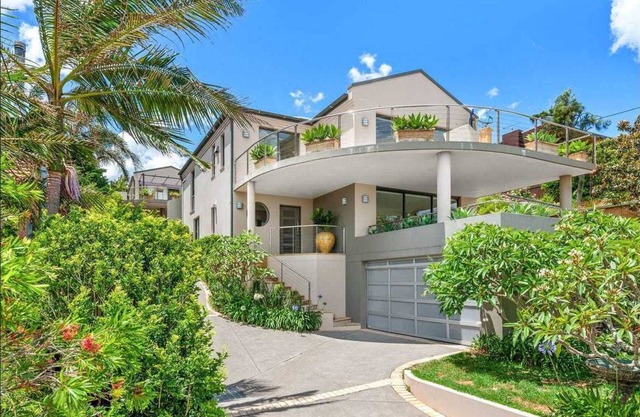 Stunning beach house overlooking North Curl Curl beach