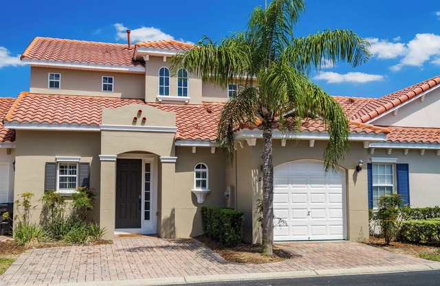 Stunning, boutique 3 bed / 3.5 bath home on the gated resort of Tuscan Hills