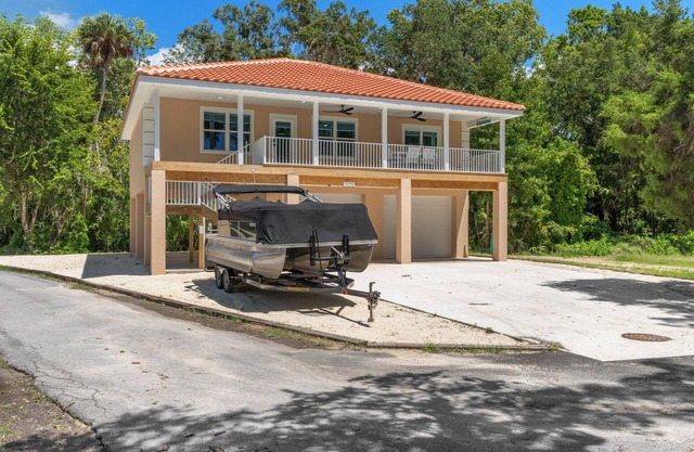 Stunning, brand new - July 2024 - 3-bedroom villa with River view