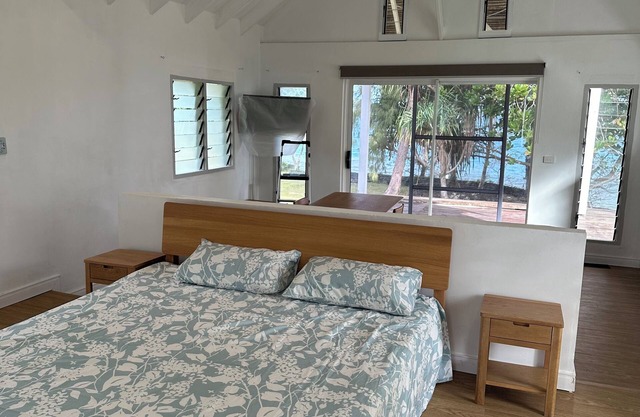 Stunning bungalows on the Ocean