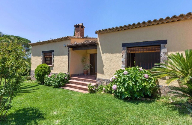 Casa de vacaciones privada con piscina privada, WIFI, balcón, vista panorámica, aparcamiento