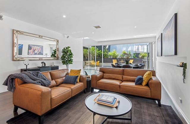 Stunning Executive Townhouse in Richmond, Melbourne