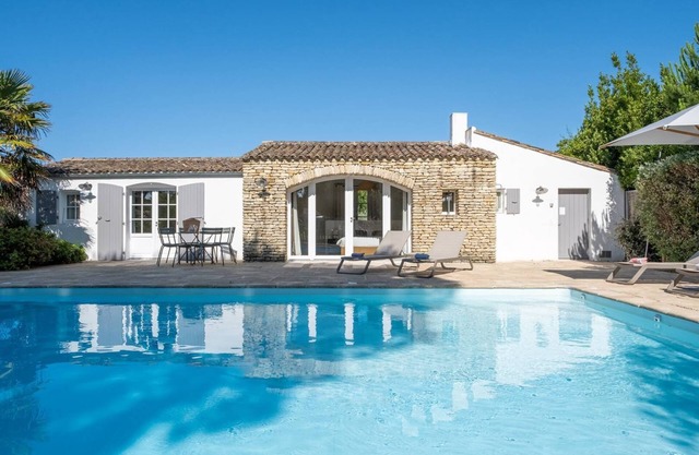 Stunning family villa with private pool and tennis court