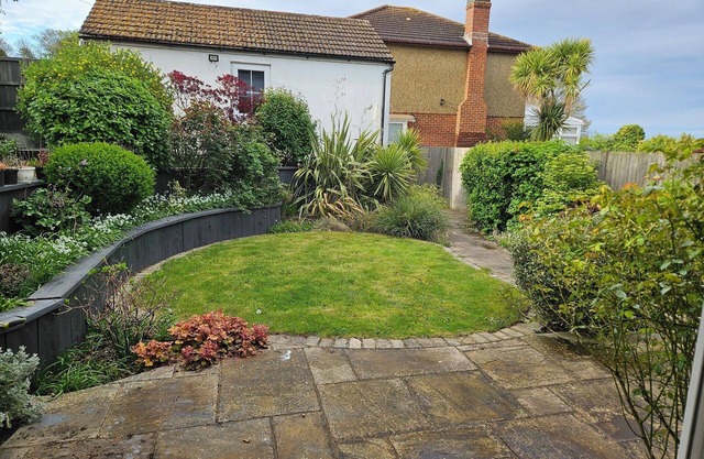 Stunning four bedroom family home in Carshalton.