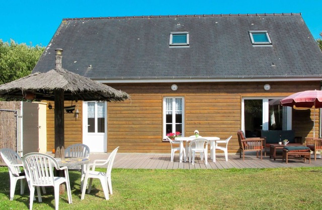Preciosa casa de vacaciones privada con TV, terraza, mascotas permitida y aparcamiento
