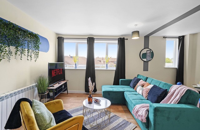 Stunning Gems of Southampton - 23E