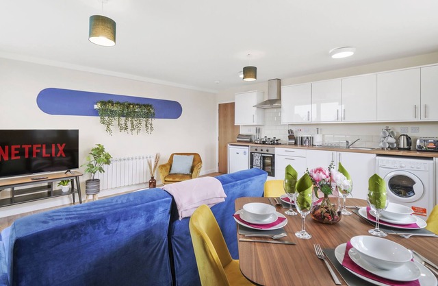 Stunning Gems of Southampton - 23D