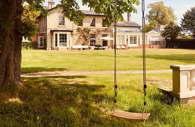 Stunning Georgian House - Sleeps 8 - Heart of Norfolk Broads