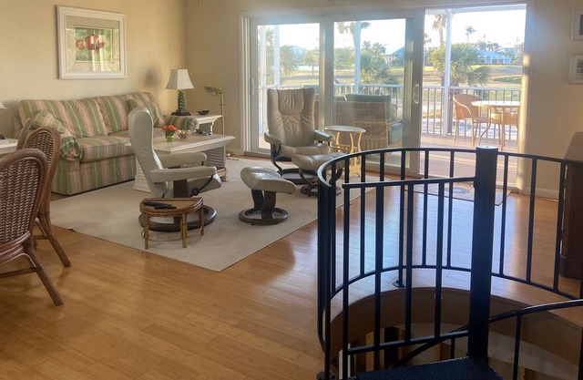 Stunning golf course views greet you from this sunny home w. pool