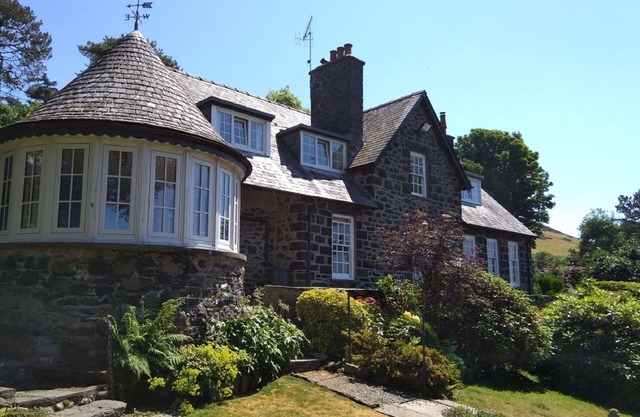 Impresionante casa de campo renovada, fabulosas vistas al mar en Llwyngwril Snowdonia