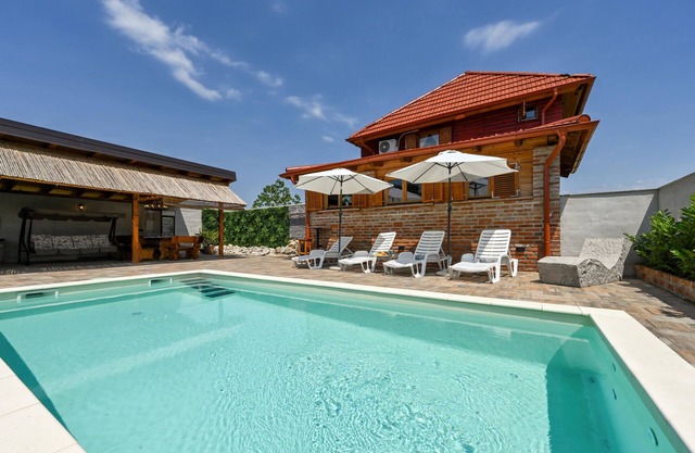 Impresionante casa en Vinogradi.