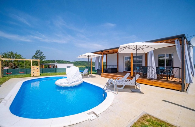 Impresionante casa en Cerovački.