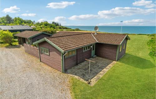 Stunning Home In Allingåbro With Wifi